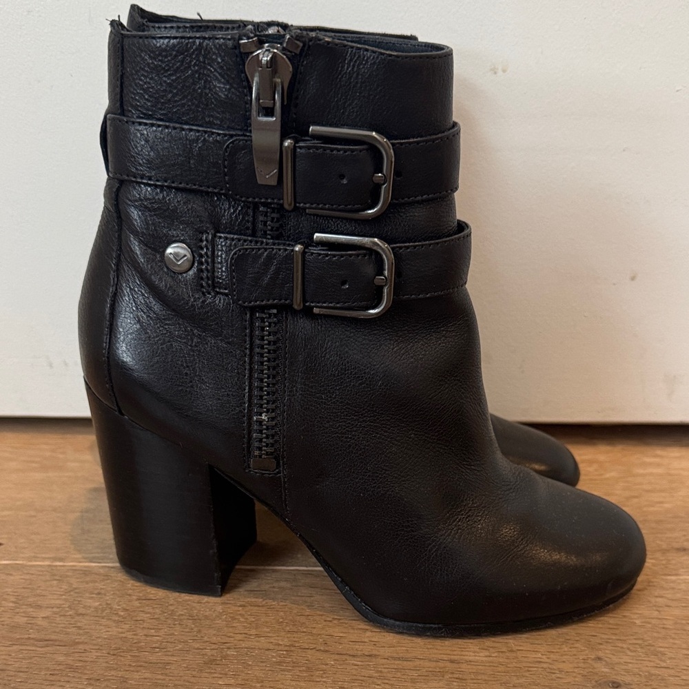 Via Spiga Black Leather Ankle Boots